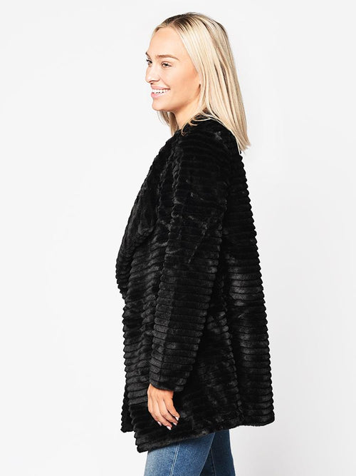 BB Dakota Women’s Fab Moment Faux Fur Jacket