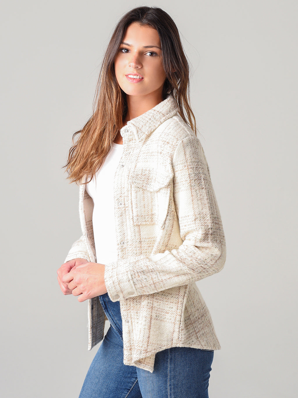 BK302193xALABASTER-alt1