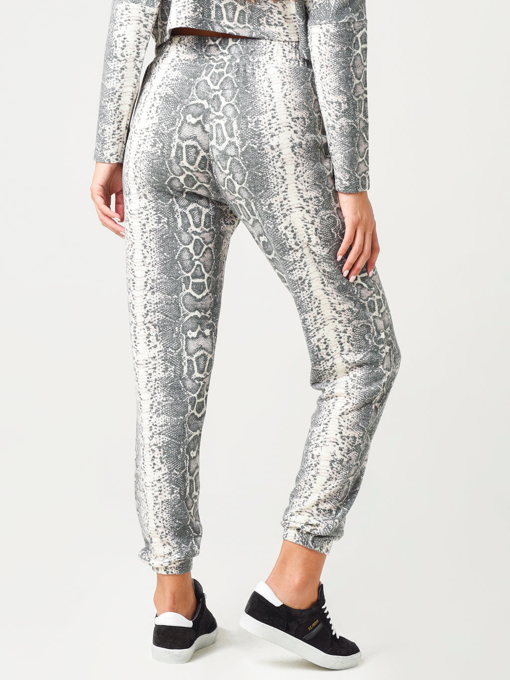 BK403875xIVORY-alt2