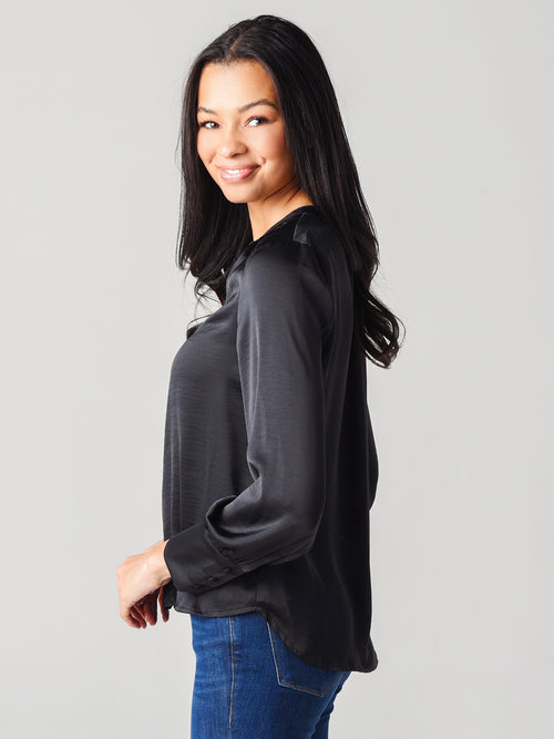 BB Dakota Women's Let It Satin Top