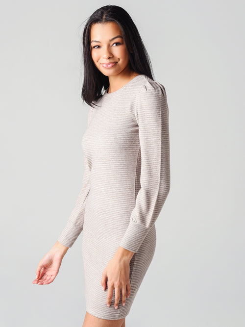 BB Dakota Women's Knit the Scene Dress