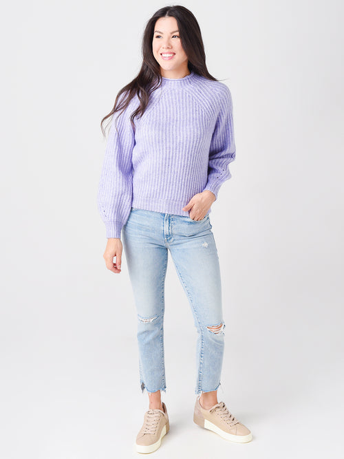 BB Dakota Women's Neck To Normal Sweater