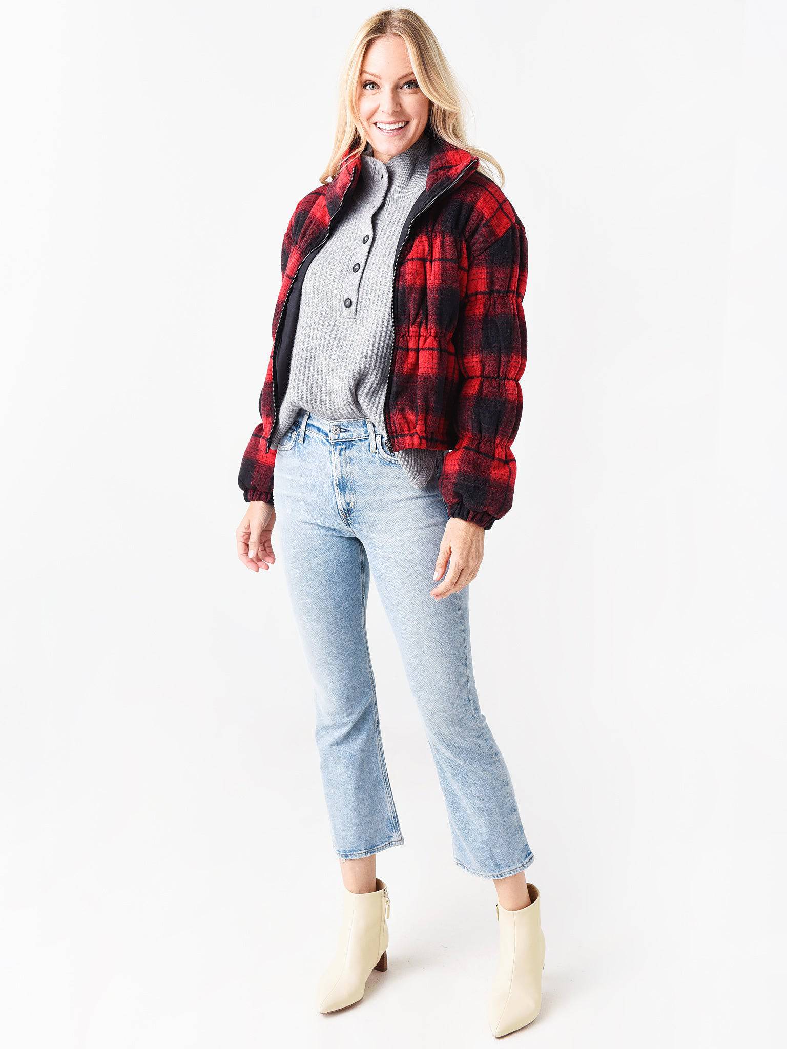 BL402556xREDTRUERED-alt1