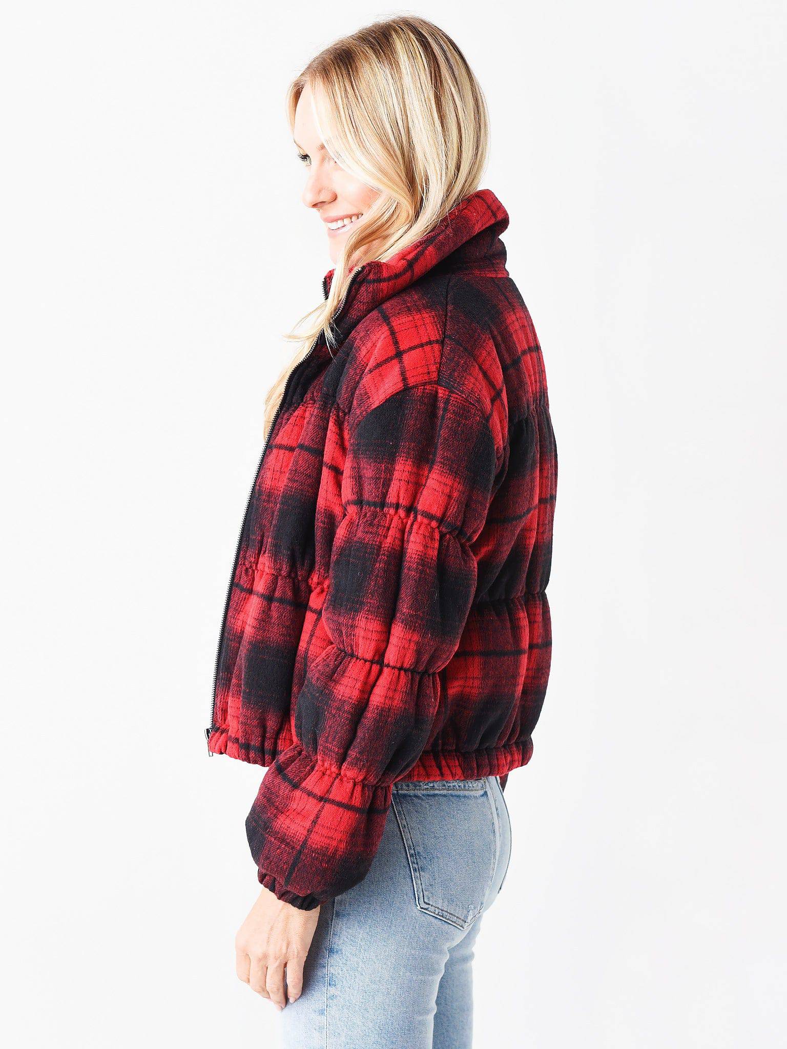 BL402556xREDTRUERED-alt2