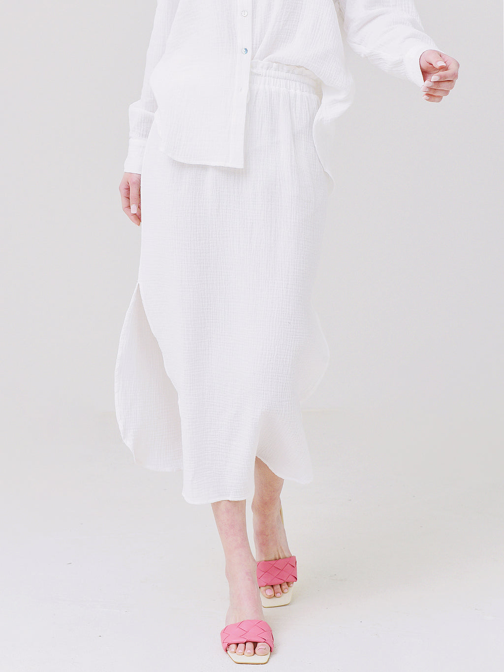 BM109650xWHITE-alt1