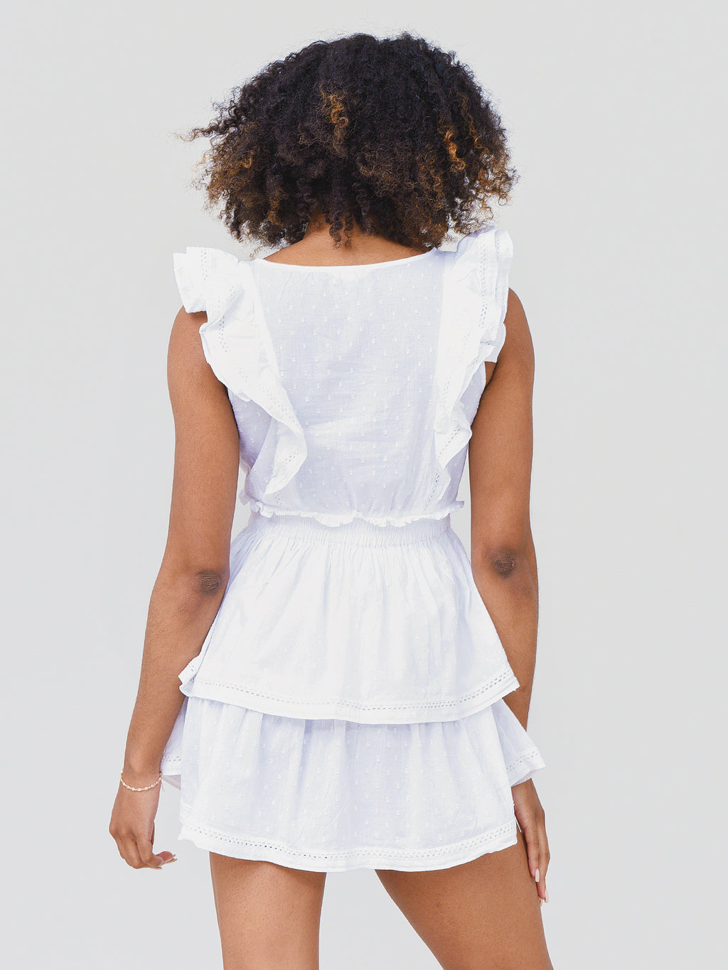 BM208869xWHITE-alt1