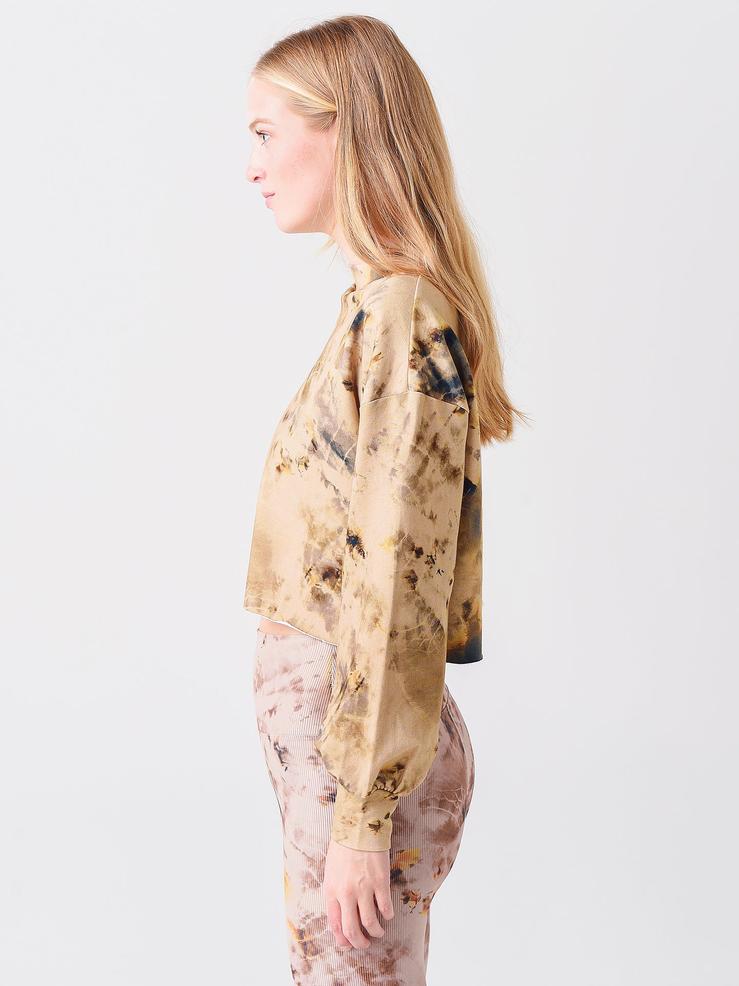 BR07372F1xTAUPETIEDYE-alt2