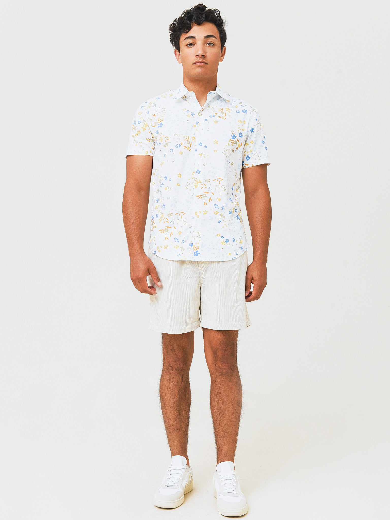 BSH01757S_xWHITEBAKERFLORAL-alt1