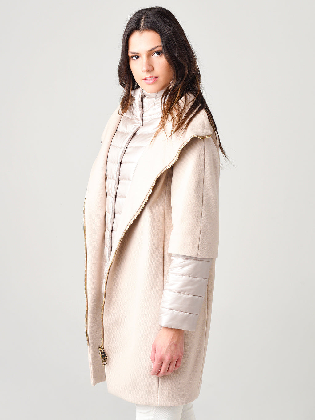 CA0040D-M01x1985CHAMPAGNE-alt1