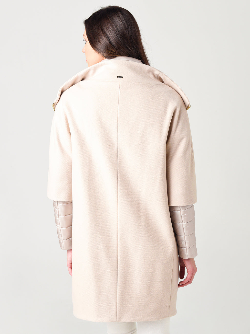 CA0040D-M01x1985CHAMPAGNE-alt2