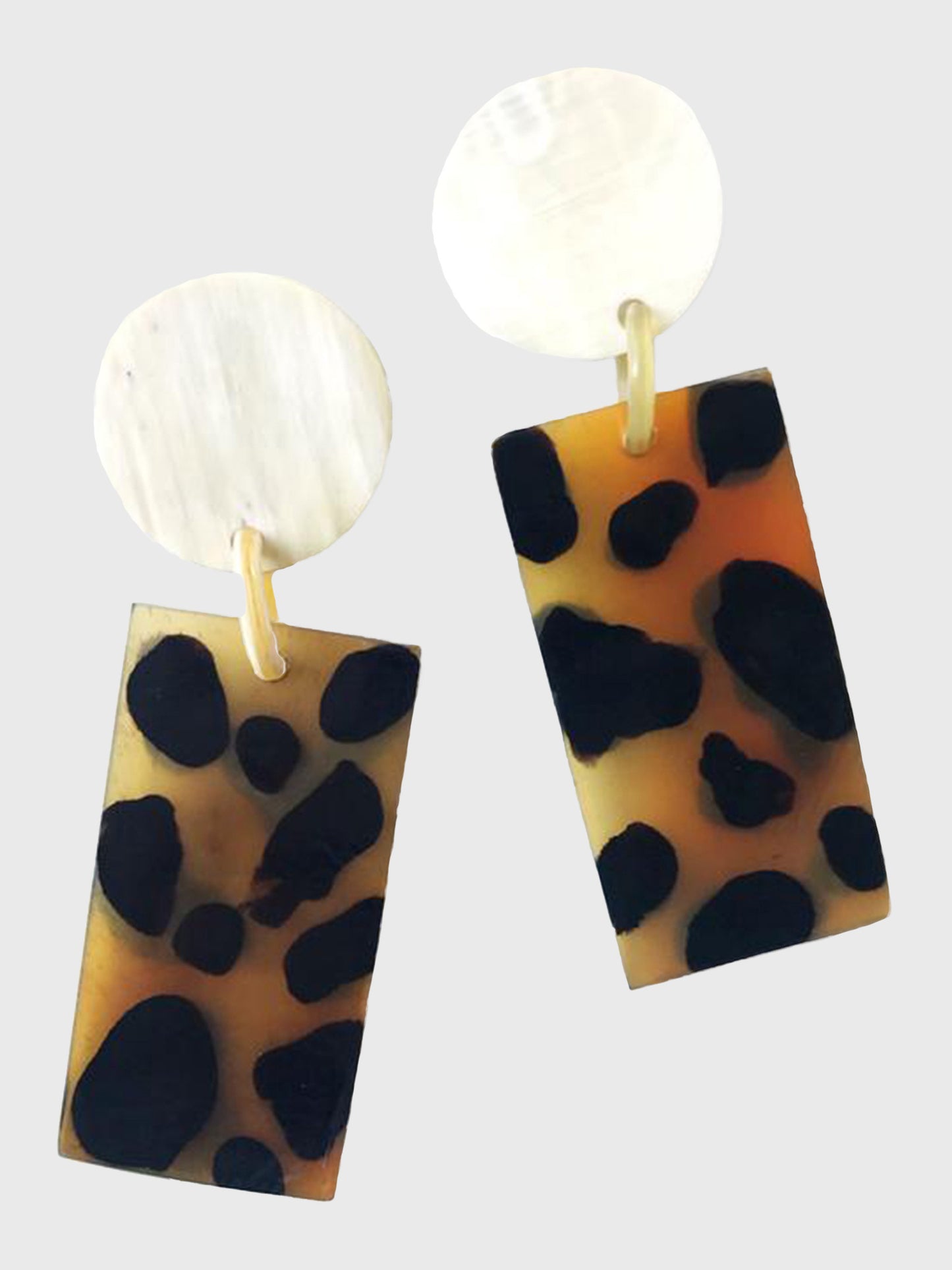 Sunshine Tienda Safari Cabana Earring - Saint Bernard