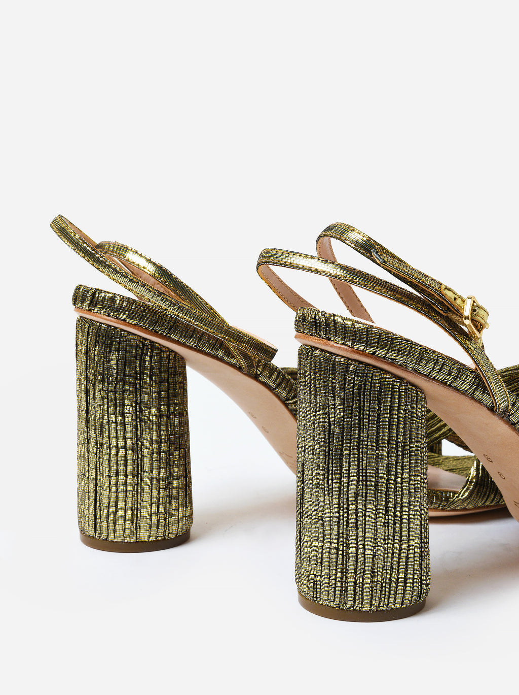 CAMELLIA-PLFMxGOLDMETALLIC-alt4