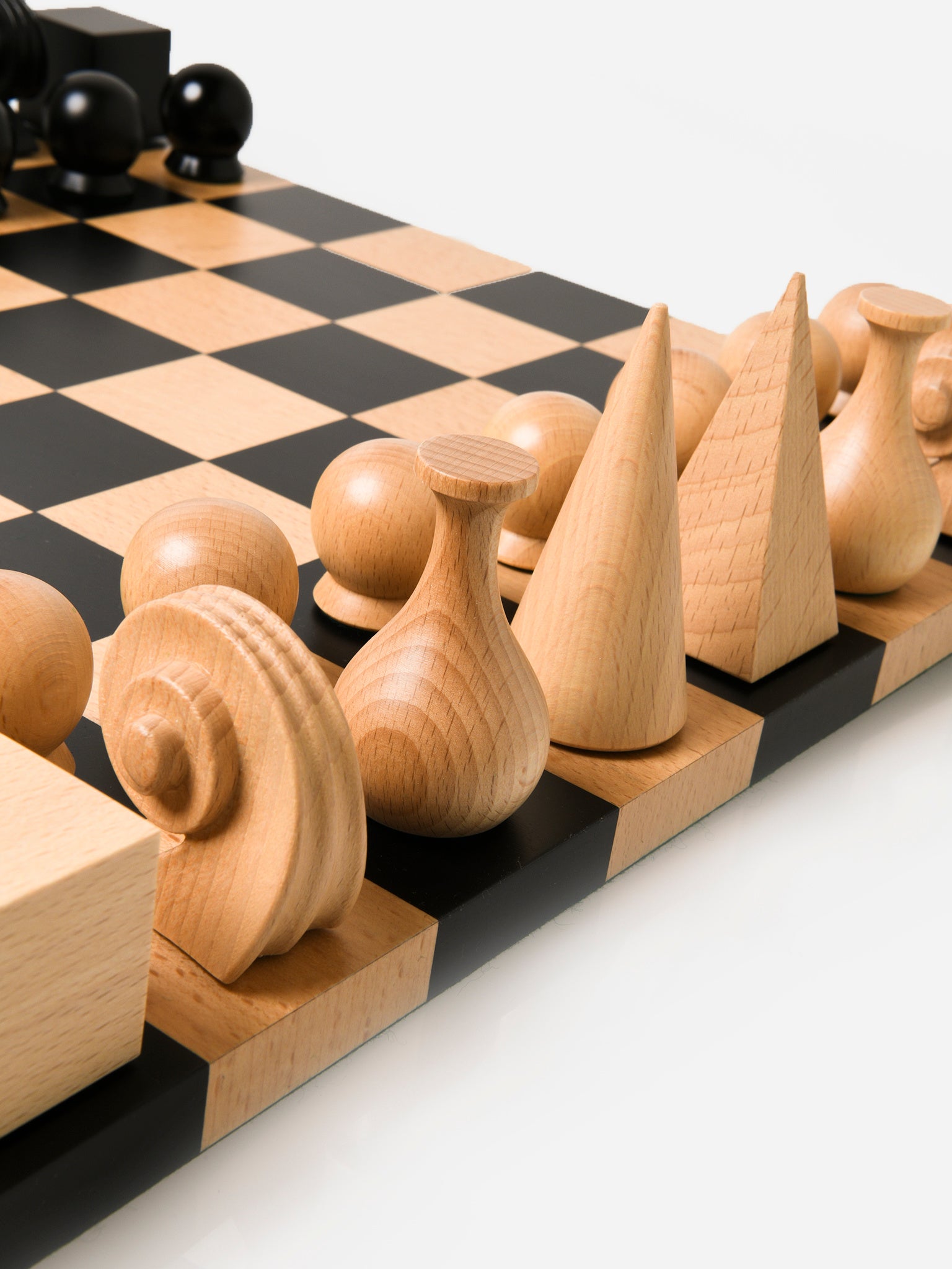 CHESSBOARDPIECESxBLACKWHITE-alt2