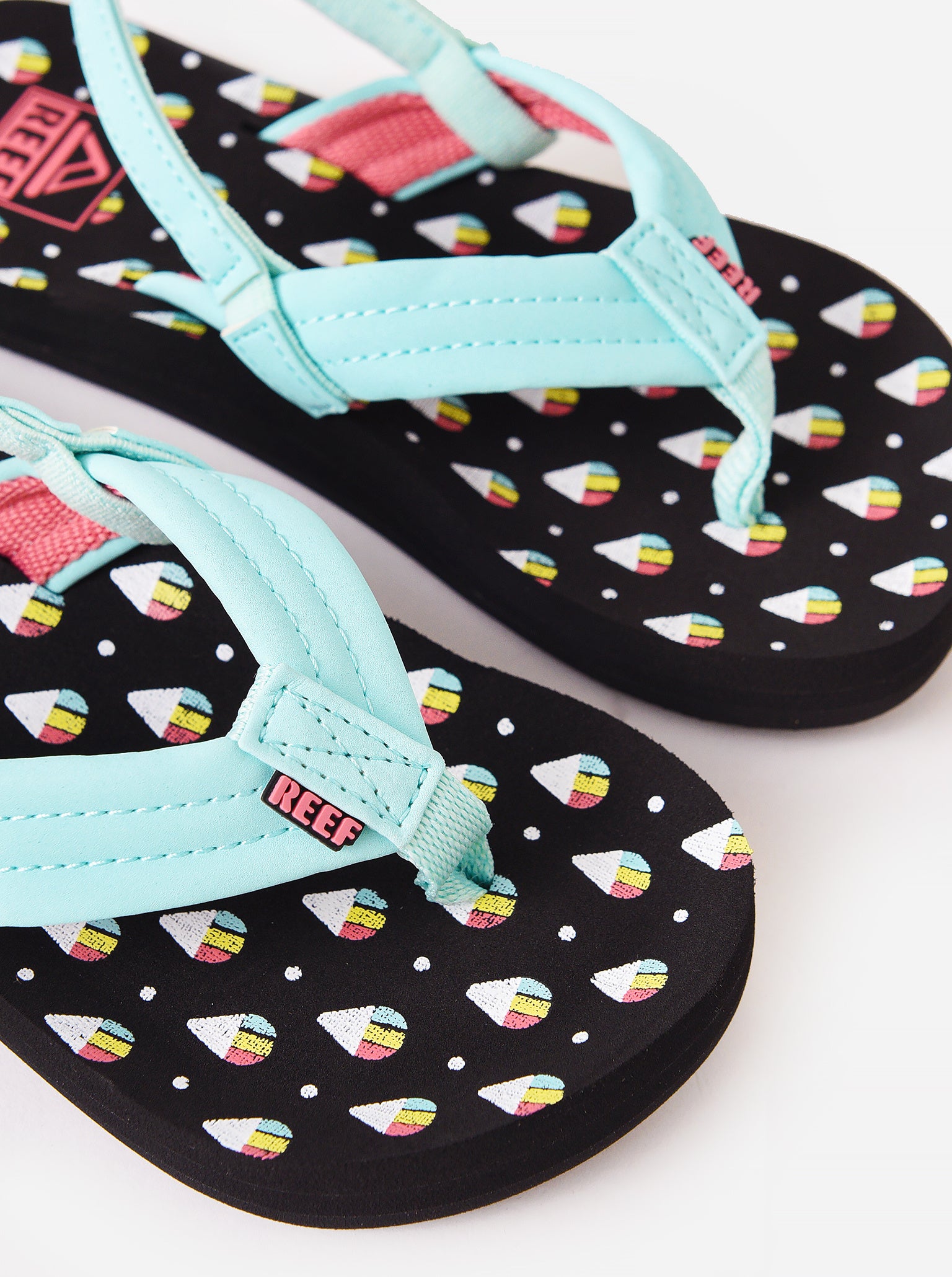 CI4759xSNOWCONE-alt1