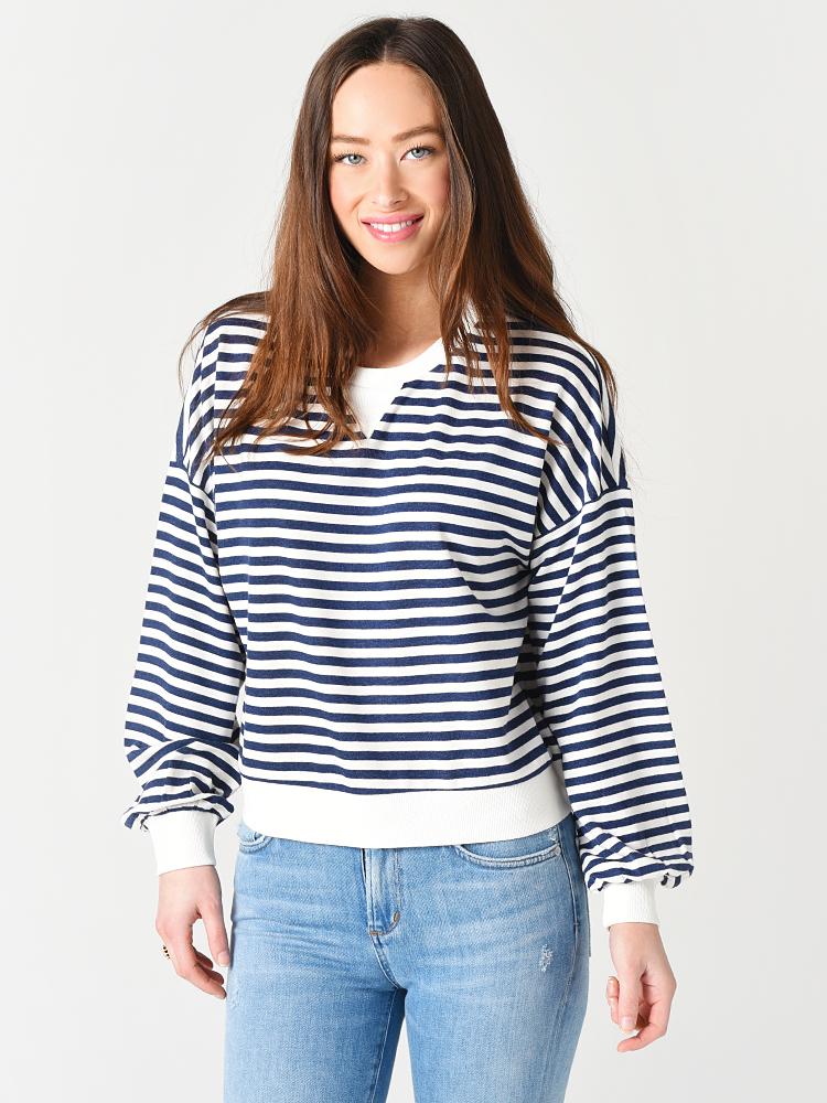 Cupcakes And Cashmere Women's Slate Sweatshirt - Saint Bernard