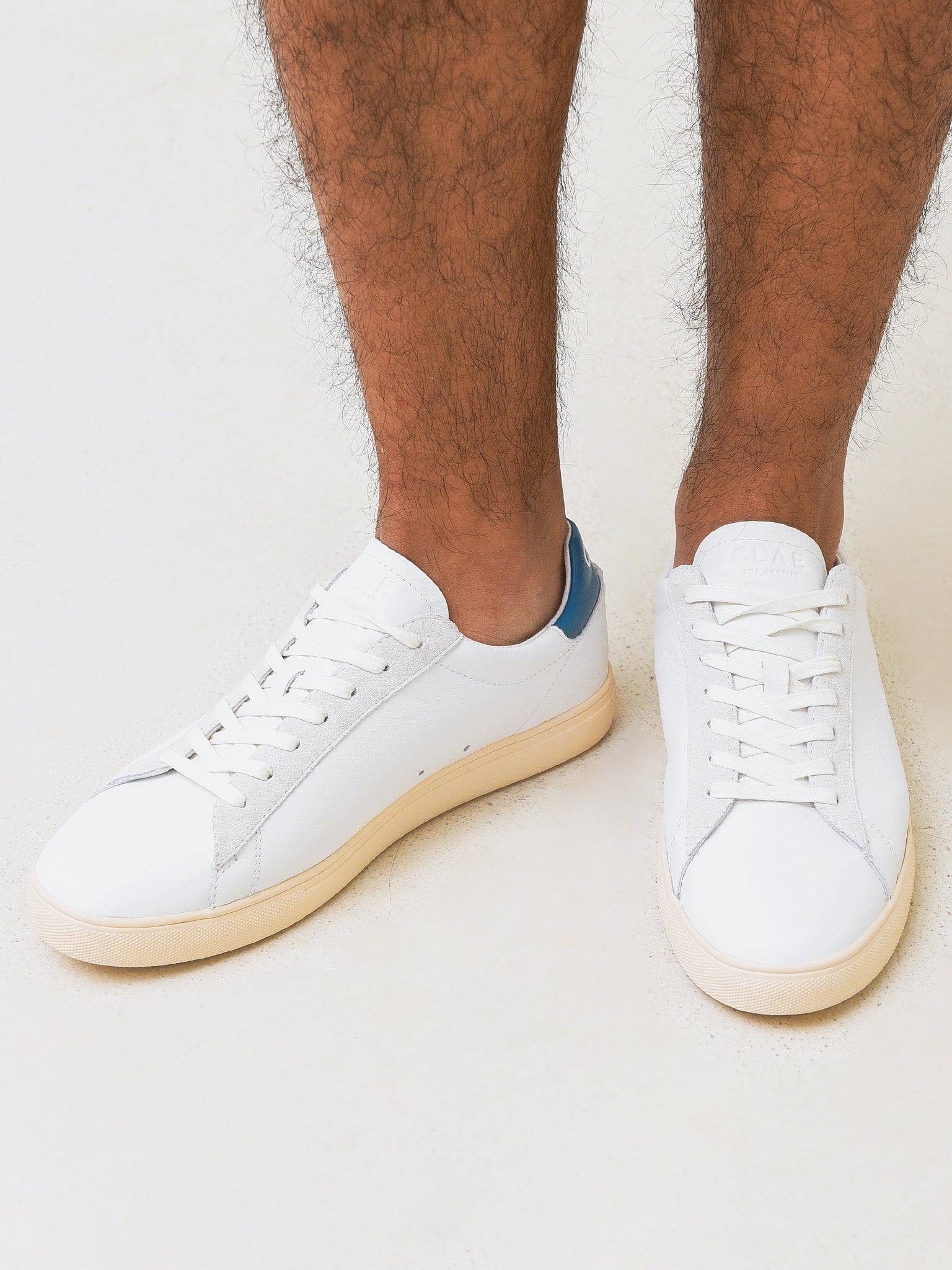 CL22ABR03xWHITELEATHERSTELLARBLUE-alt1