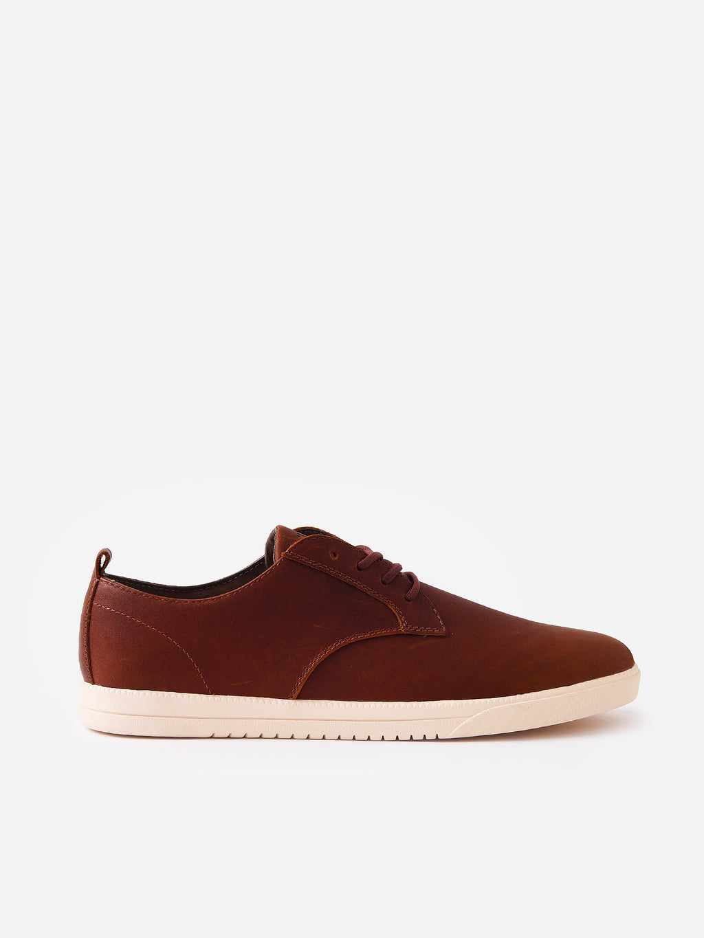 CLA01246xCHESTNUTOILEDLEATHER-alt1