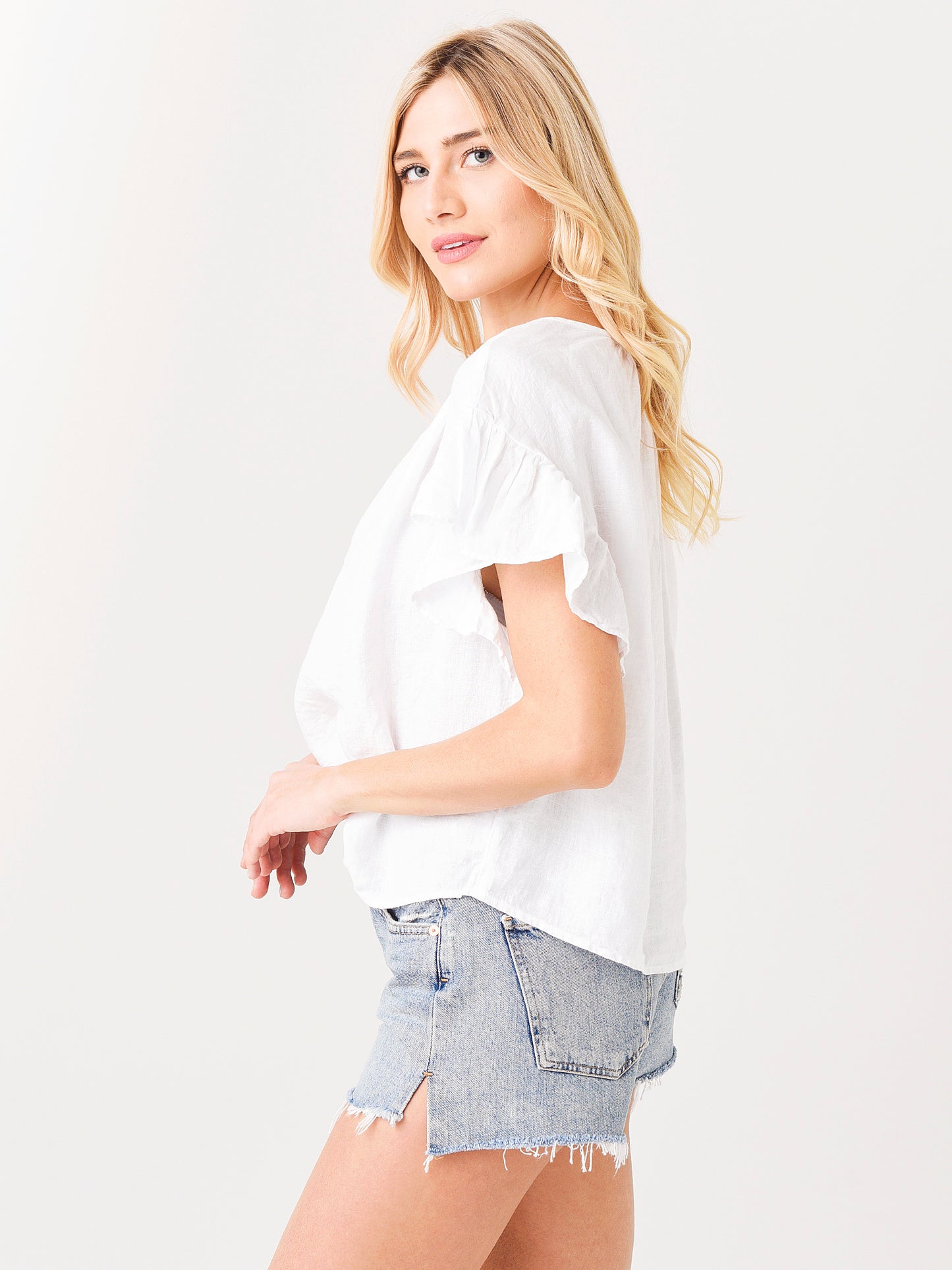 COLLEEN04xWHITE-alt2