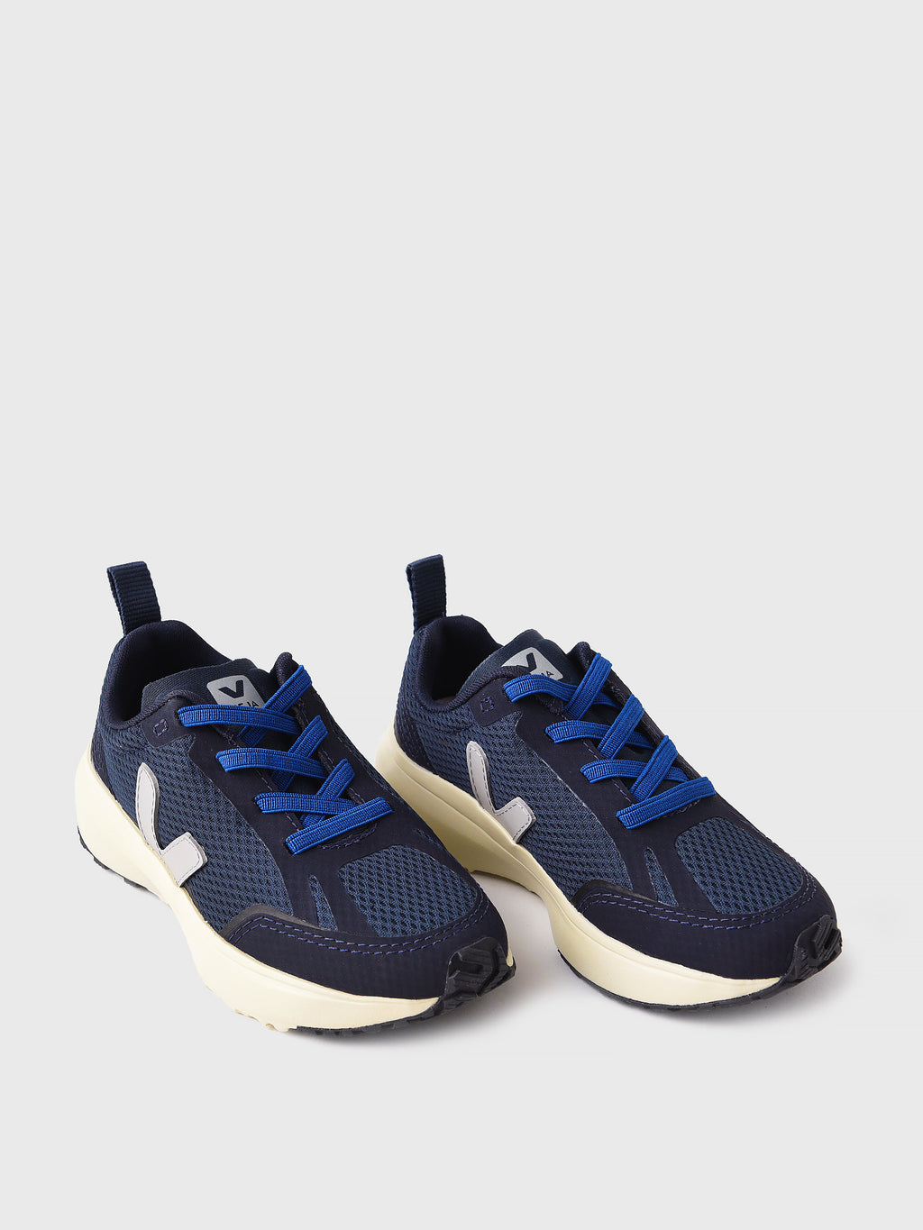 CRE012718xNAUTICOOXFORDGREY-alt2
