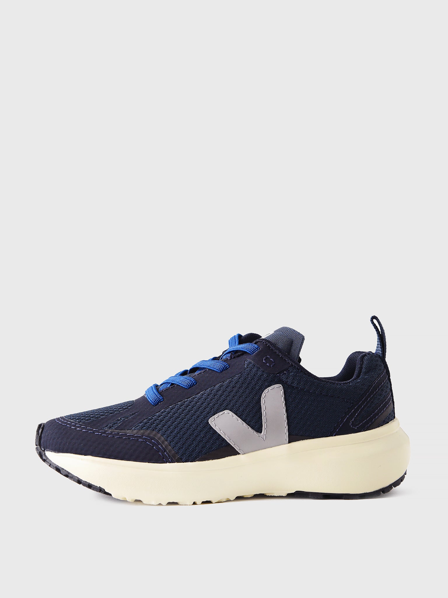 CRE012718xNAUTICOOXFORDGREY-alt3