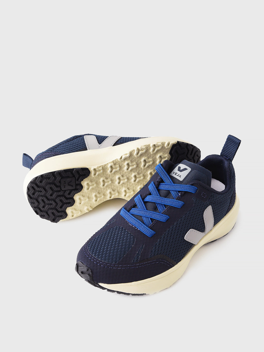 CRE012718xNAUTICOOXFORDGREY-alt4