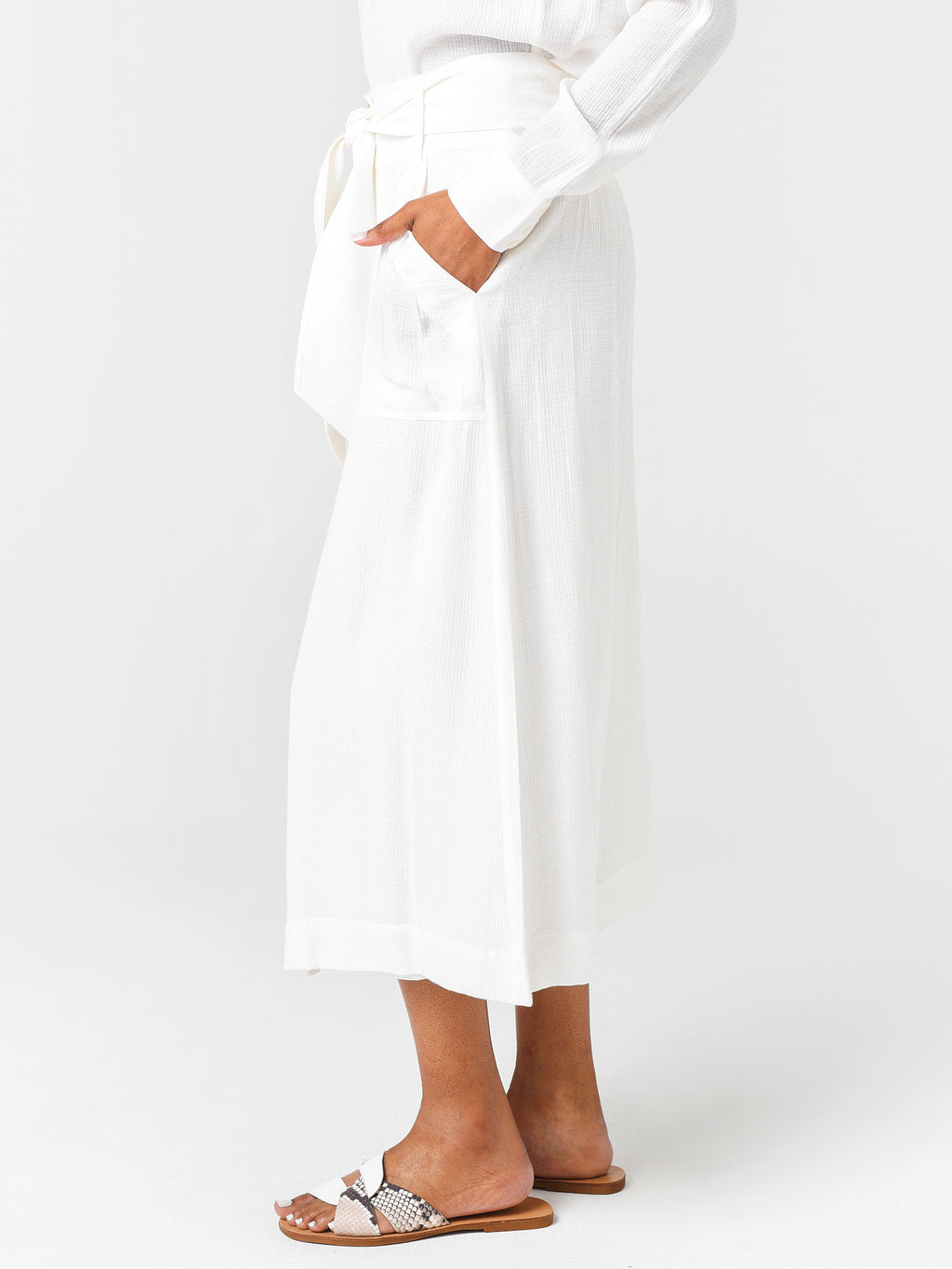 CRM3147xSALTWHITE-alt1