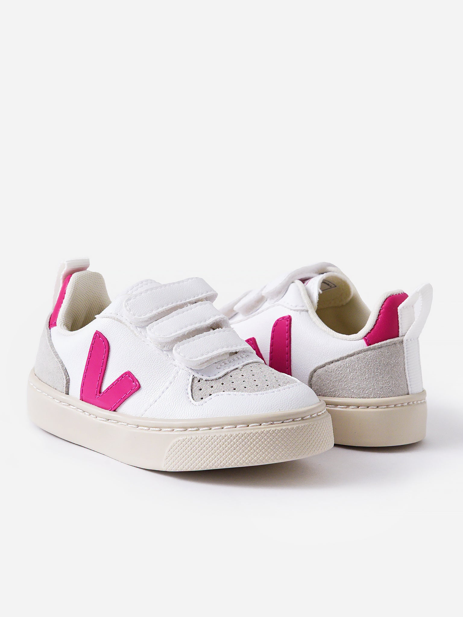 CV0702857xWHITEMIA-alt2