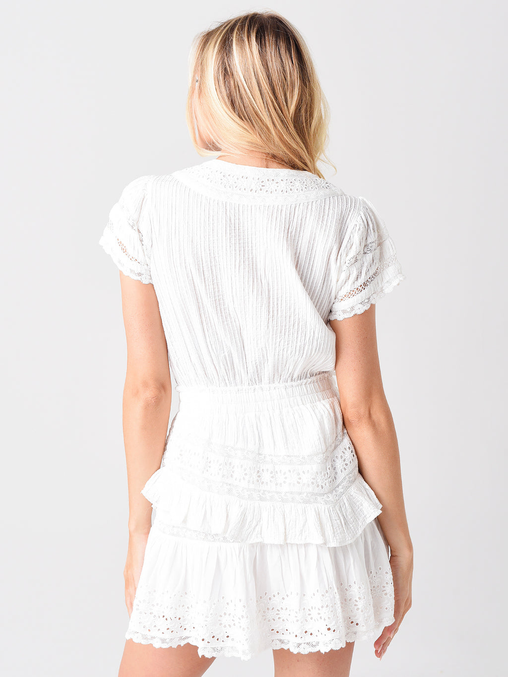 D1158-829xTRUEWHITE-alt3