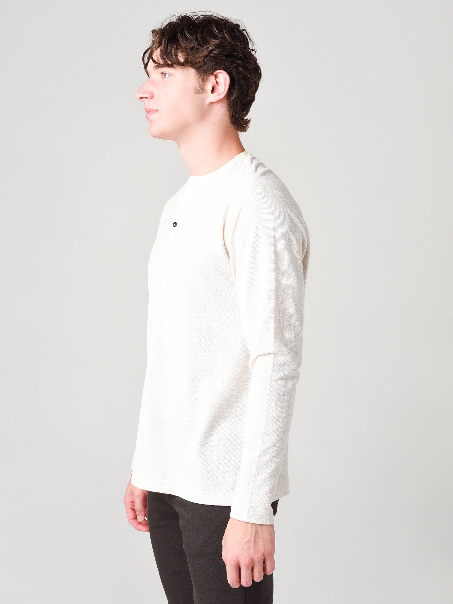 D21018x136STONE-alt1