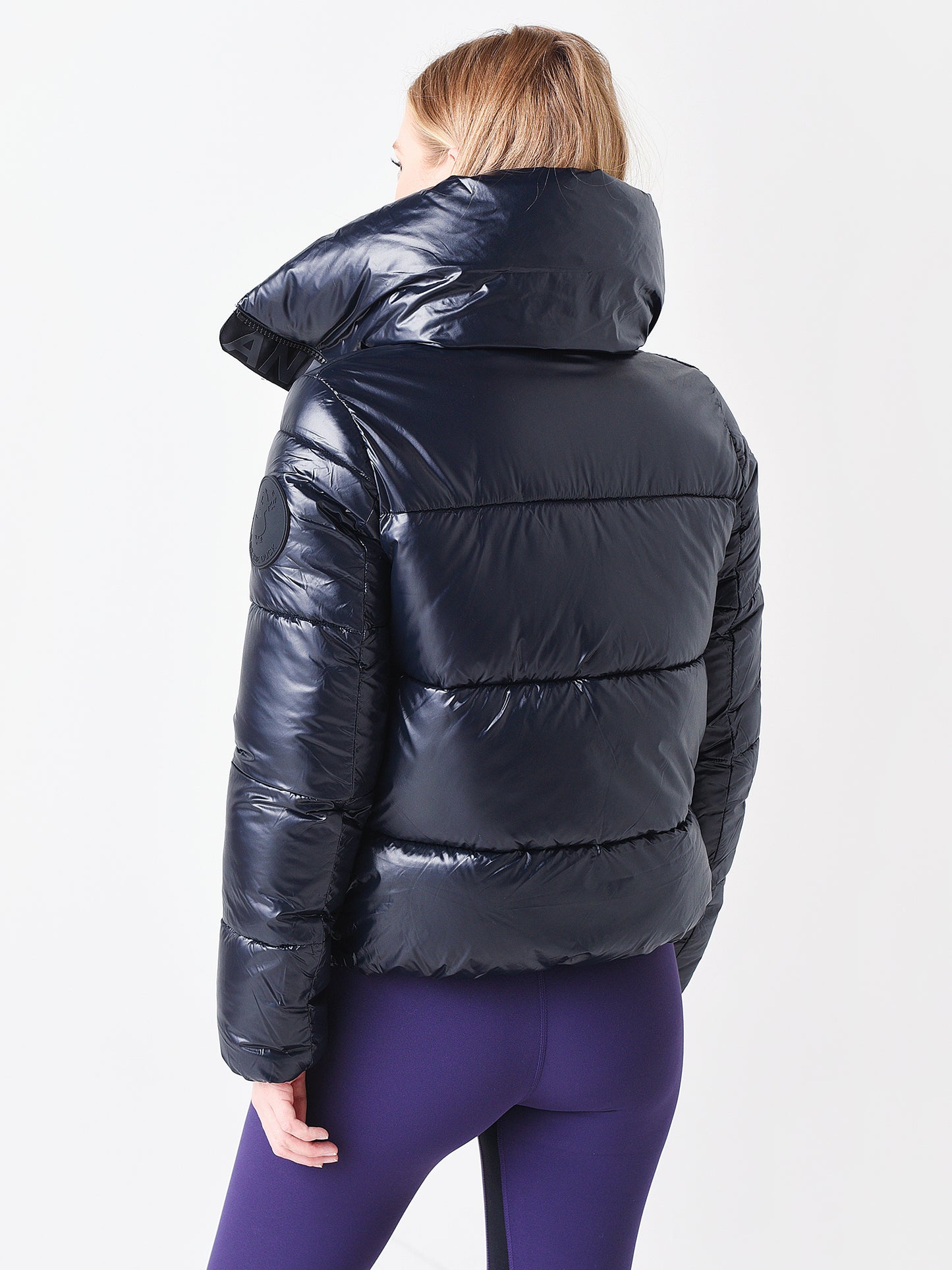 D39370W-LUCK13x10000BLACK-alt1