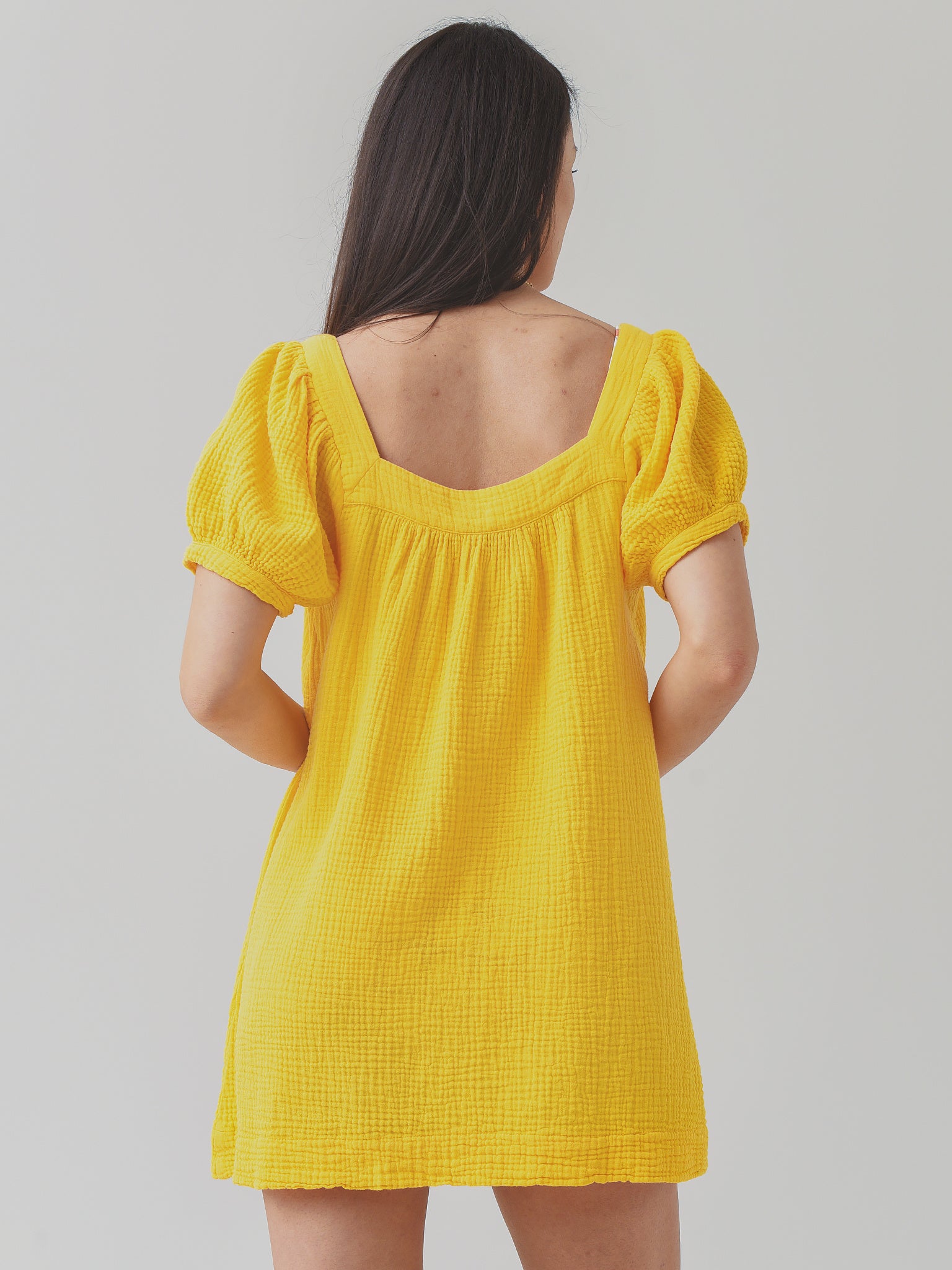 DG123xPINEAPPLE-alt4