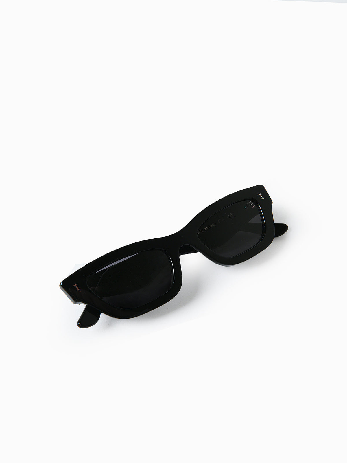 Illesteva Donna Sunglasses - Saint Bernard