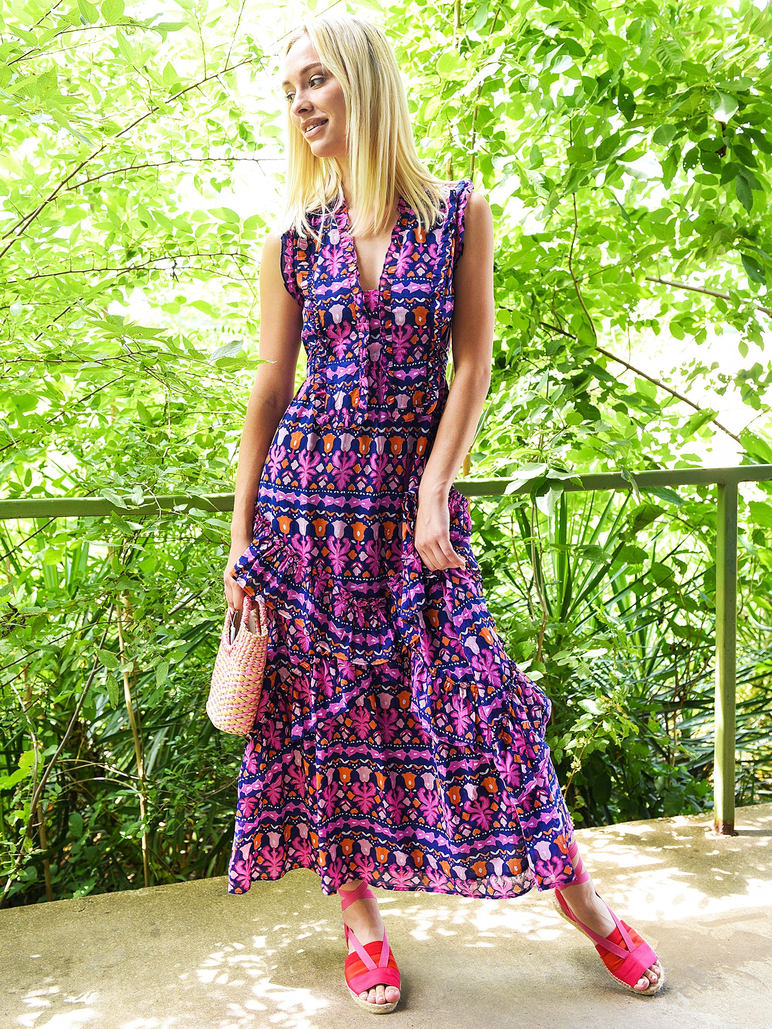 DONNA DRESSxEDWARDIANTILEBLUEPRINT-alt3
