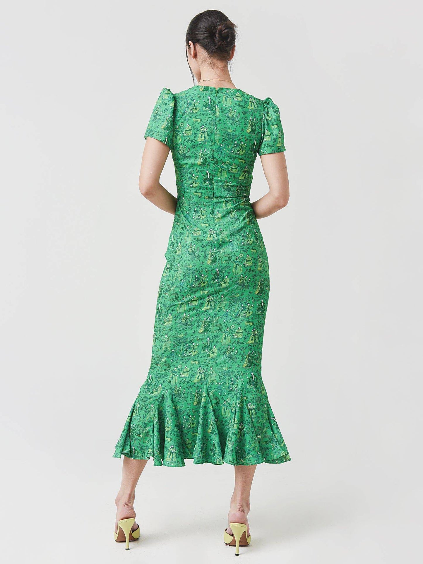 DR00115CDPxROMANCEGREEN-alt2