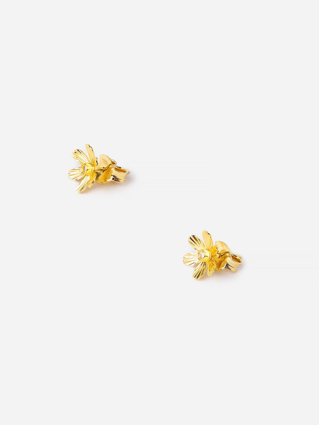 Jennifer Zeuner Jewelry Women's Daisy Stud Earrings - Saint Bernard