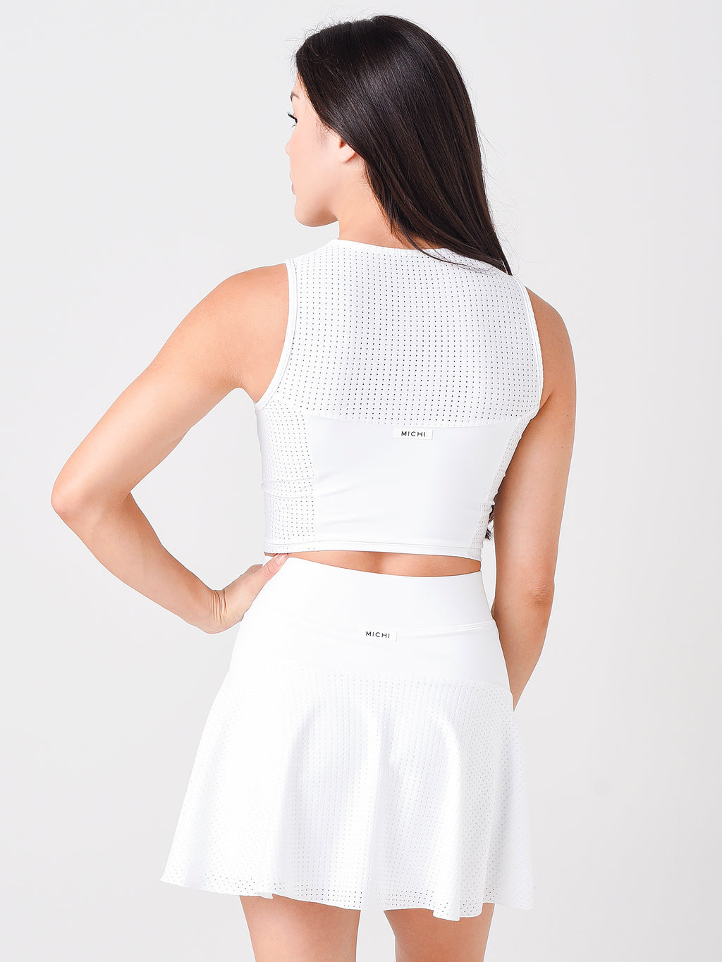 ELTT13xWHITE-alt3