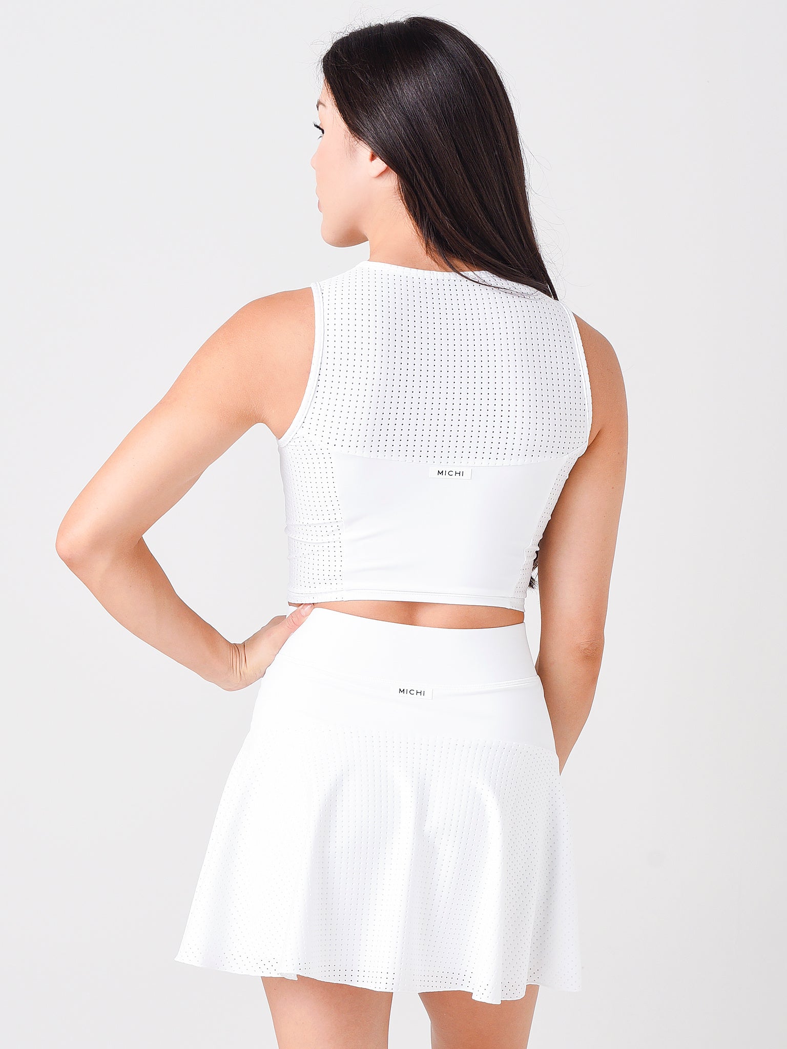 ELTT13xWHITE-alt3
