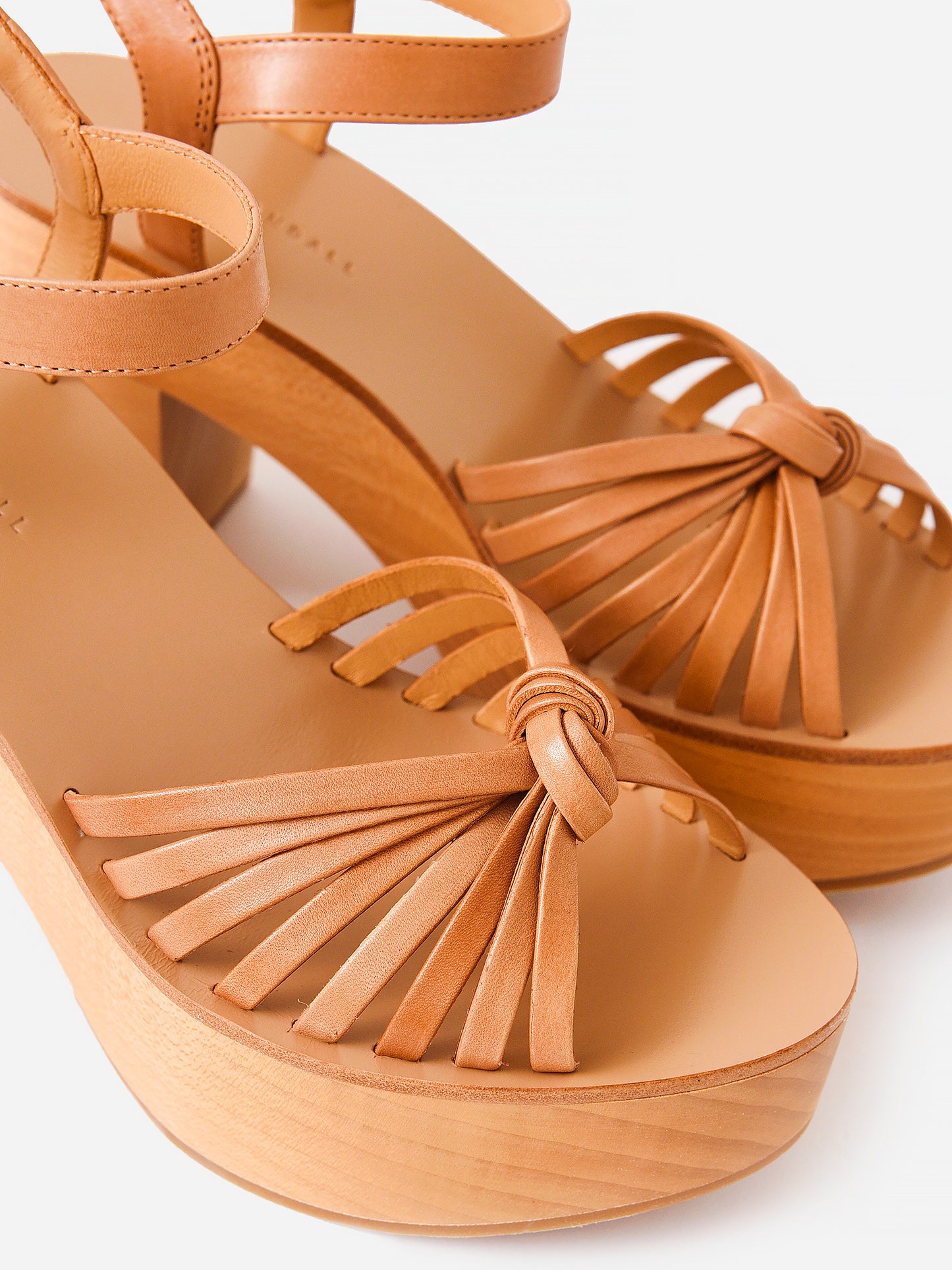 EVELEIGH-VAxHONEY-alt4