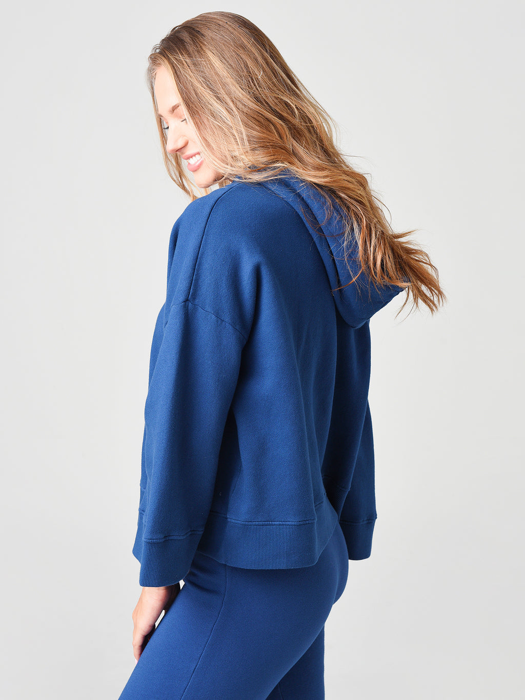 F20-515xNAVY-alt1