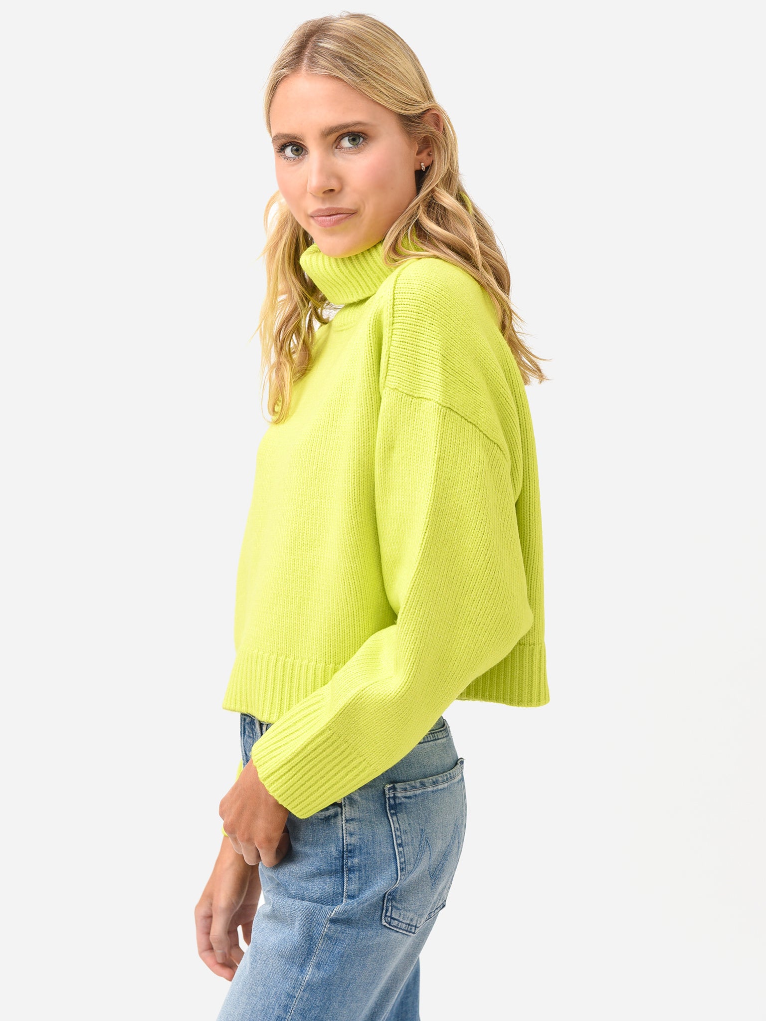 FA22S073xPERIDOT-alt2