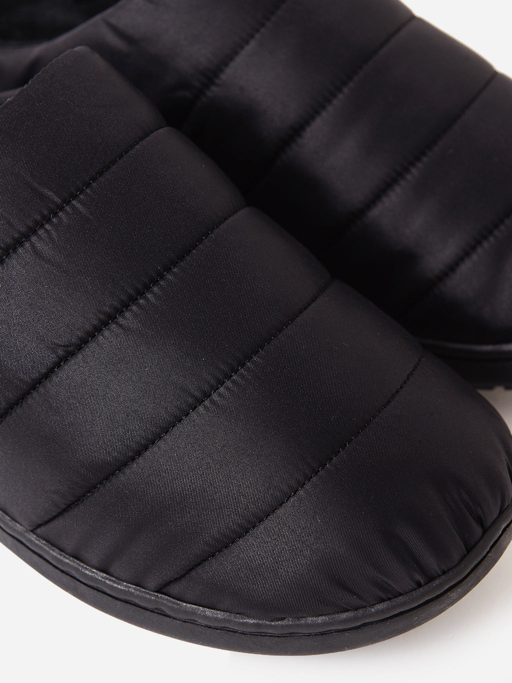 FALL & WINTER SLIPPERSxBLACK-alt2