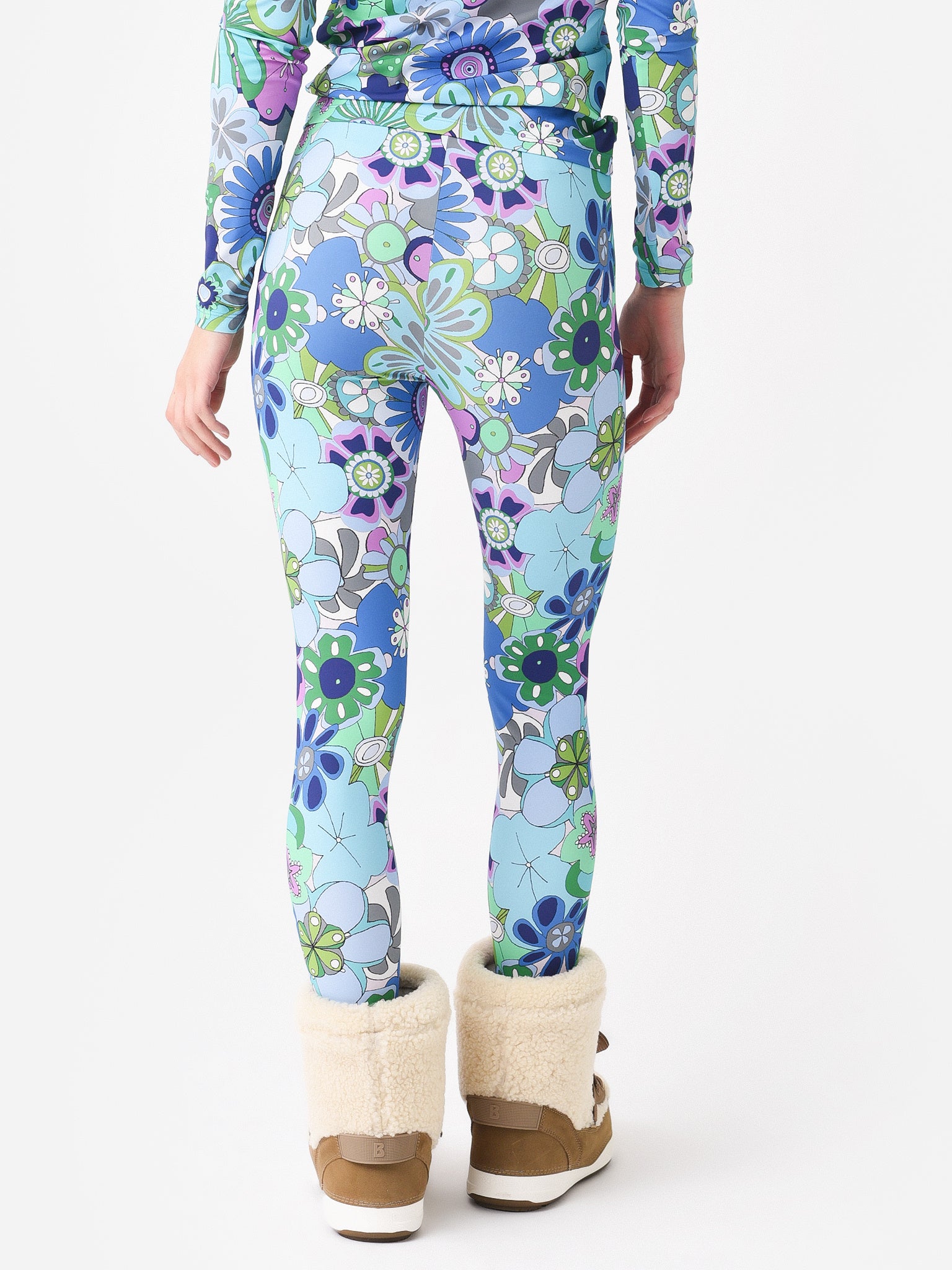 FW22-CB-P07-BxBLUE-alt3