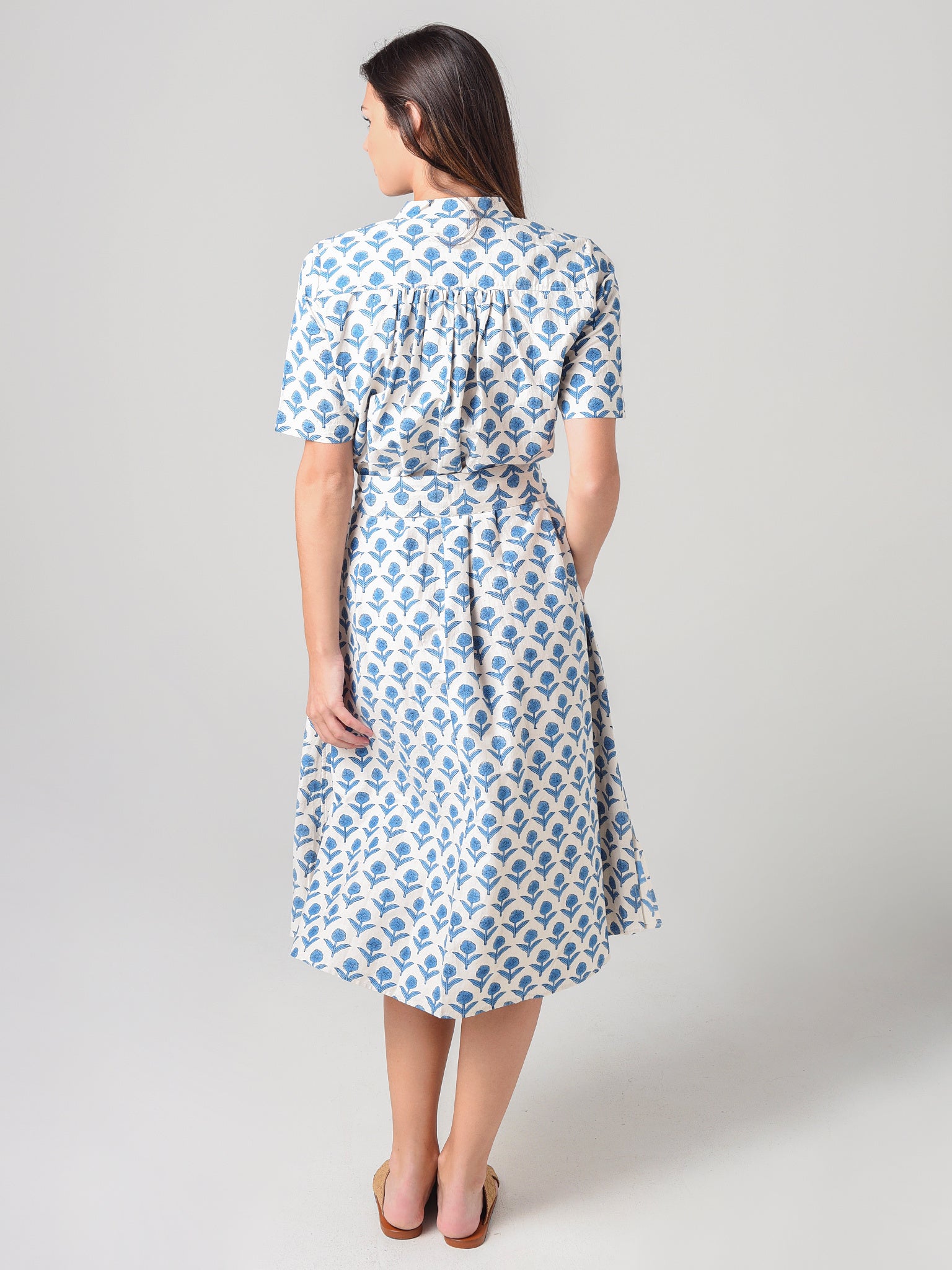 G03-3051xBLUEPOTTERY-alt2