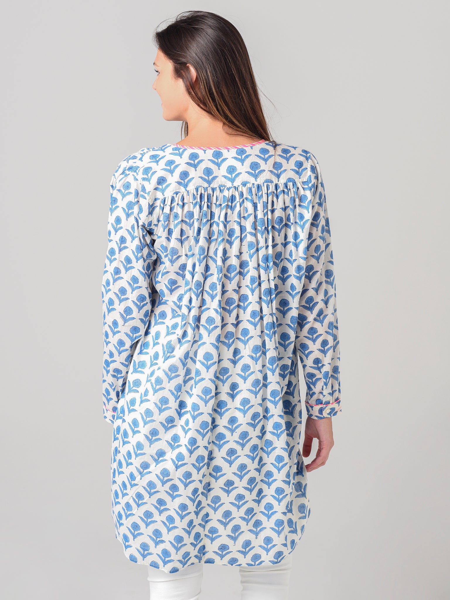 G03-3074xBLUEPOTTERY-alt2