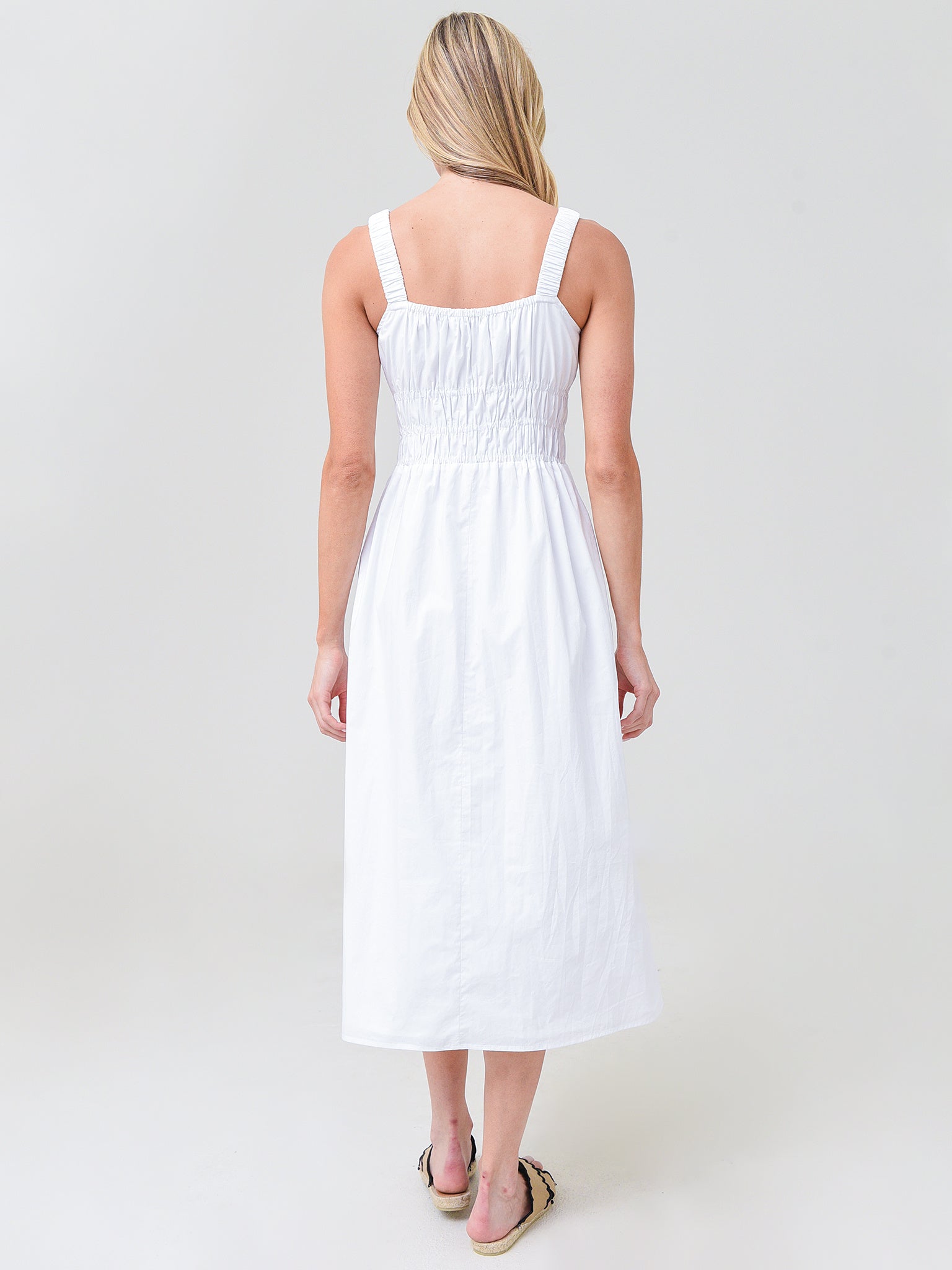 G222D4232xWHITE-alt1