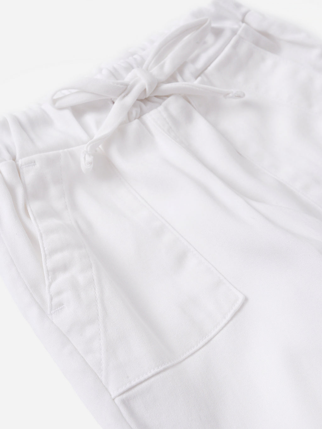 G30028-626-303xWHITE-alt1