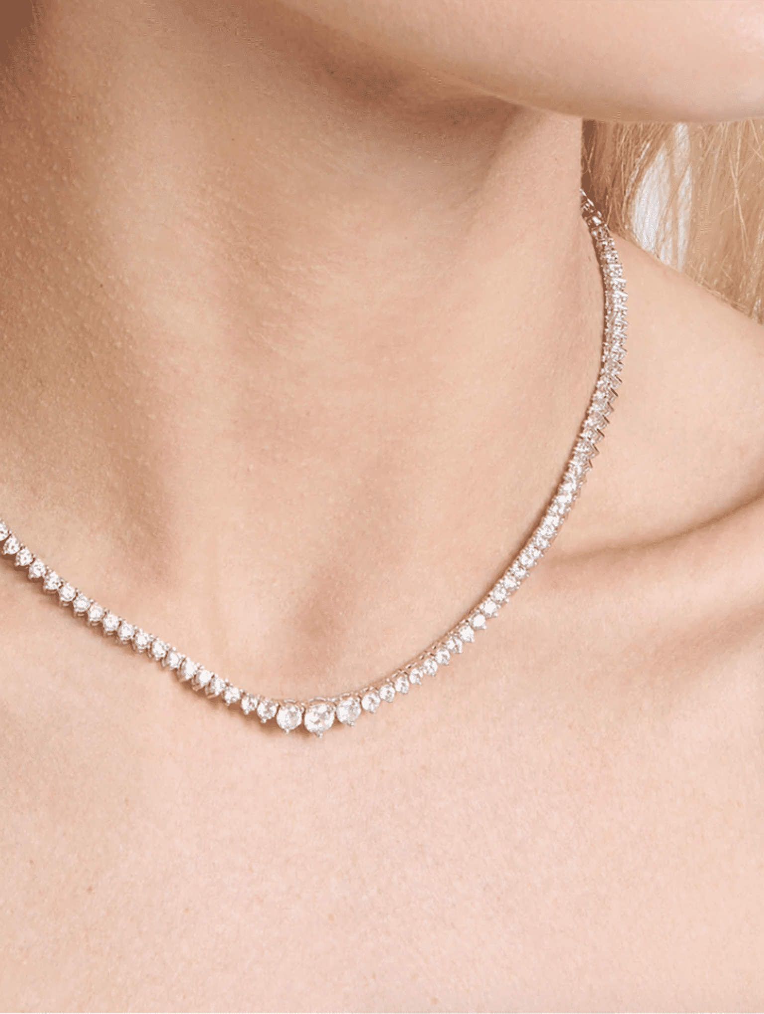 GRADUATEDTENNISNECKLACExWHITEGOLD-alt1