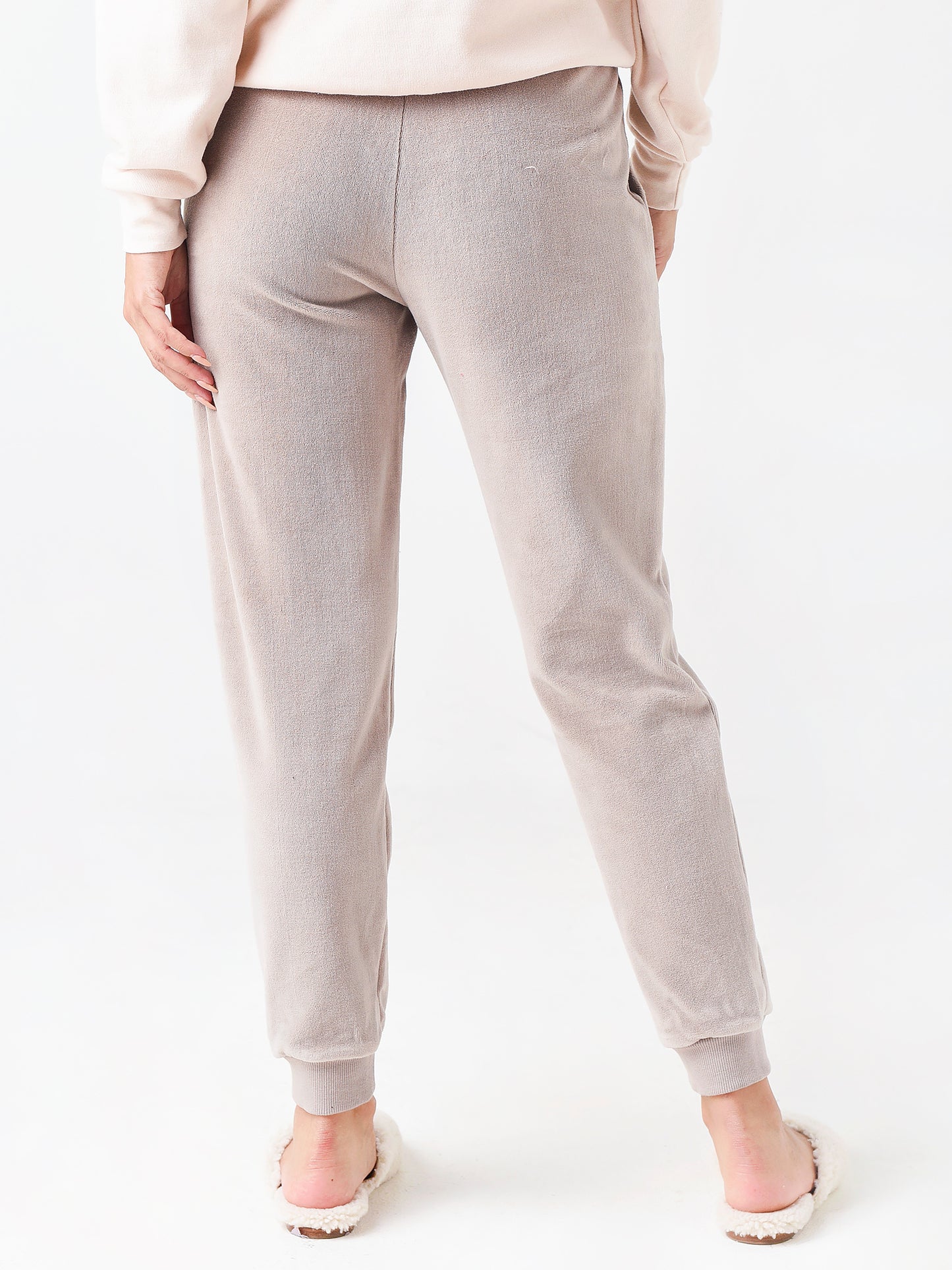 H2020334xPEARLGREY-alt1