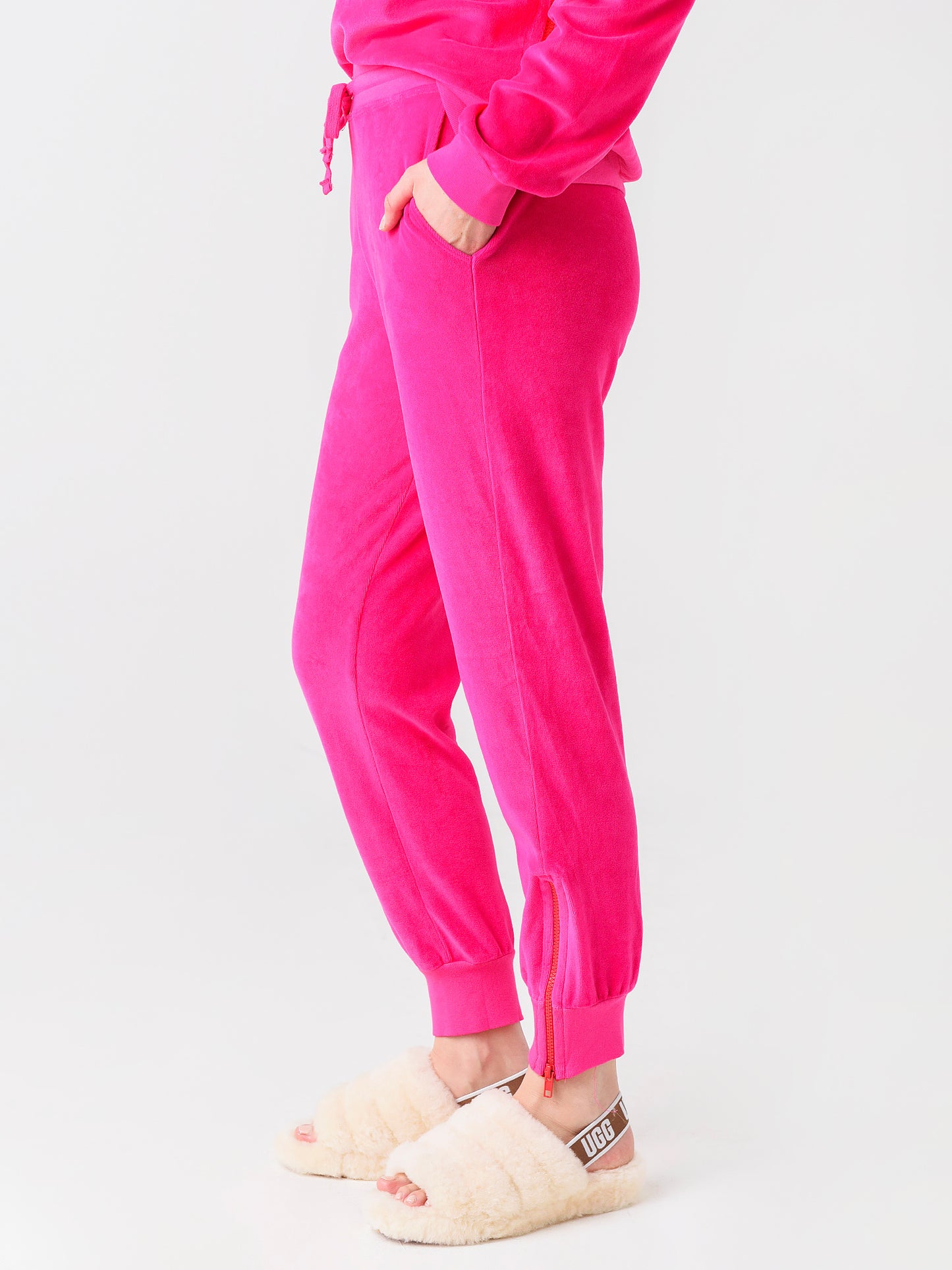 H21-4Z-N84xHOTPINK-alt2