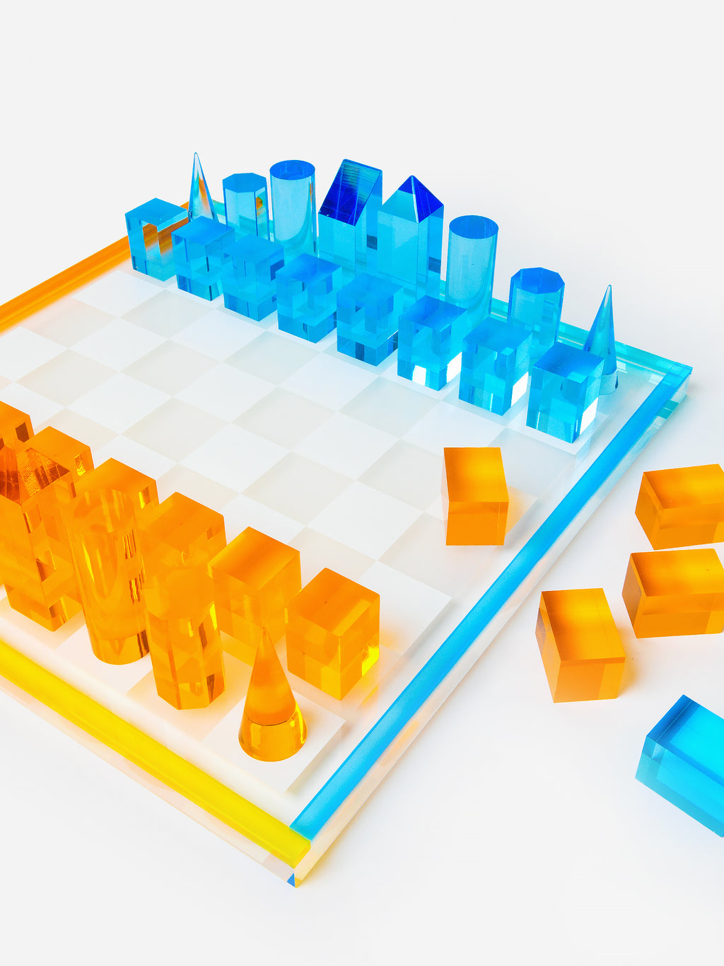 TIZO Lucite Chess Set - Saint Bernard